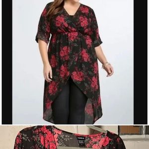 Torrid Black/Red Floral, Sheer, High/Low Tunic Size 2